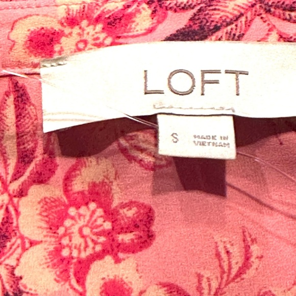 Loft Floral Ruffle Tie Neck Top Blossom Blouse Pink Floral Career and Casual - Picture 10 of 11